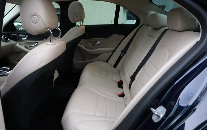 Mercedes-Benz Klasa C cena 172000 przebieg: 13000, rok produkcji 2021 z Kielce małe 466
